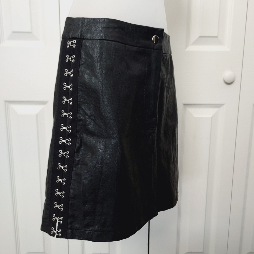 LF Seek the Label NWT! faux leather skirt metallic side embellishments SMALL